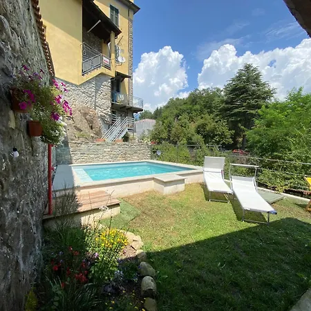 La Piscina Nel Borgo Semesterbostad Bagnone